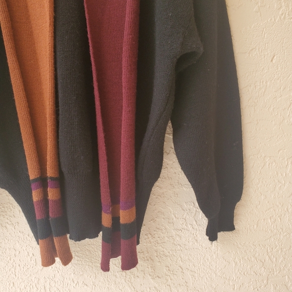 Vintage Black Wool Color Block Pull Over Style Unisex Sweater Attached Scarf L - Picture 3 of 11